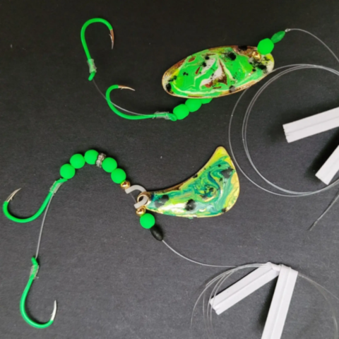 Dominator lure chartreuse on gold top view